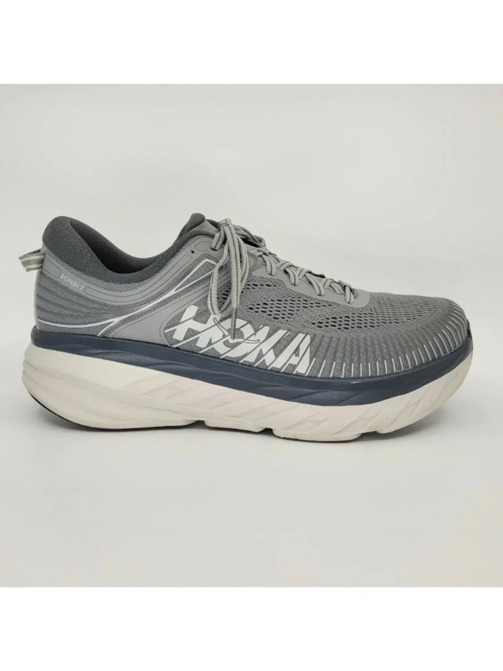 HOKA Bondi 7 Men's Size 11.5 2E Wide Gray Running Shoes NICE & CLEAN